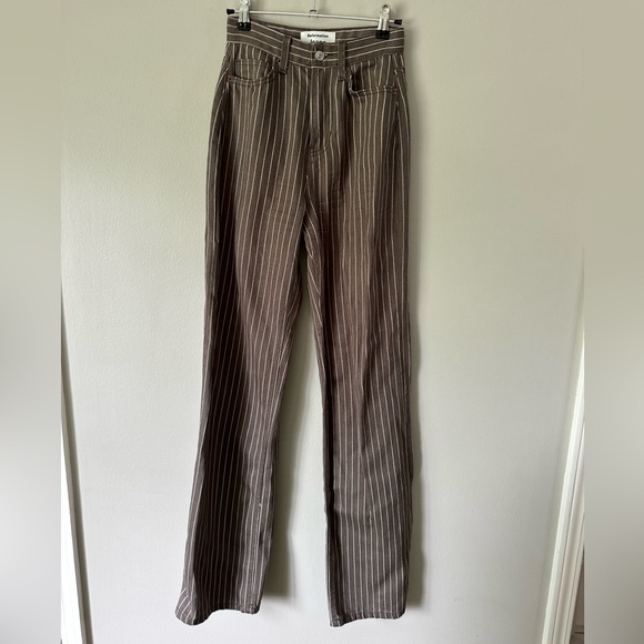 Reformation Jeans Wilder High Rise Wide Leg Jeans in Cacao Pinstripe Size 23 - Picture 2 of 10